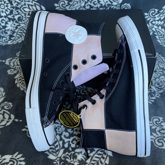 Converse Chuck Taylor All Star Hi Black/Magenta/White MEN`S - Picture 12 of 16